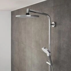 Hansgrohe Duschsystem Crometta S Showerpipe 240 EcoSmart Chrom/Weiß M. Umsteller 10 Hansgrohe Duschsystem Crometta S Showerpipe 240 EcoSmart Chrom/Weiß M. Umsteller -Grohe Geschäft 158692 2744 CU 01